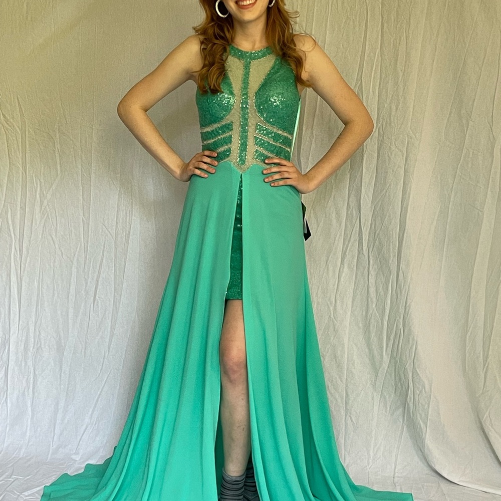 Alberto Makali Aqua Fun Fashion Halter Neckline Beaded